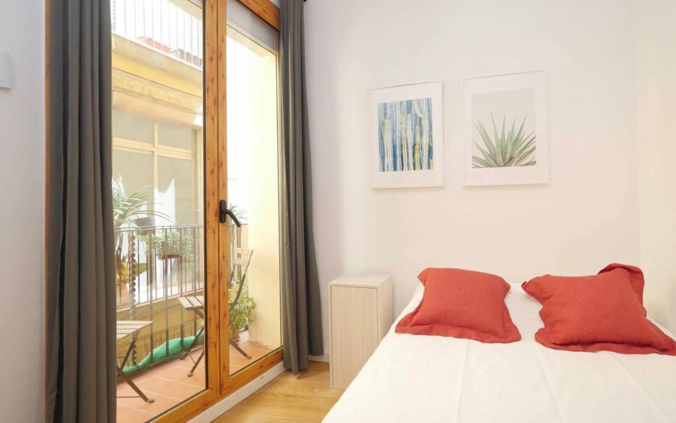Oasis Apartments & Studios Old Town Center 巴塞罗那 外观 照片