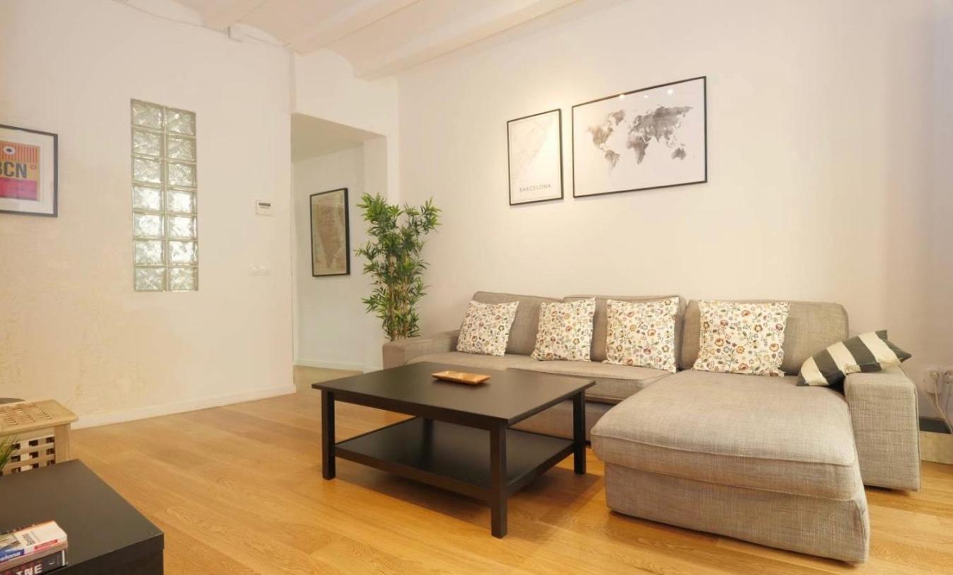 Oasis Apartments & Studios Old Town Center 巴塞罗那 外观 照片