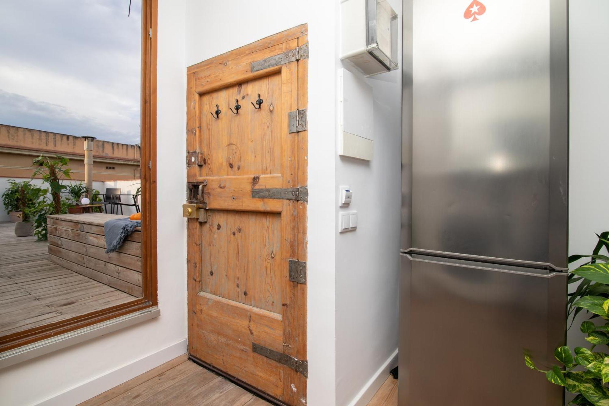 Oasis Apartments & Studios Old Town Center 巴塞罗那 外观 照片